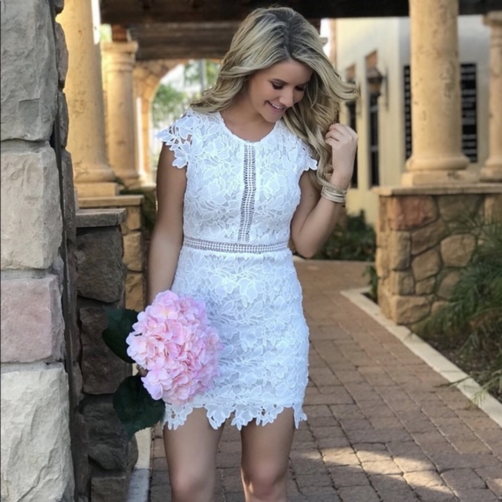 NWOT* Main Strip pink lace midi Floral dress